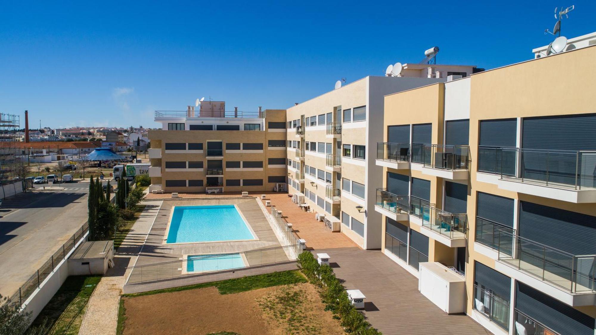 Two Bedroom Stylish Central Tavira Apartment. Quarto foto